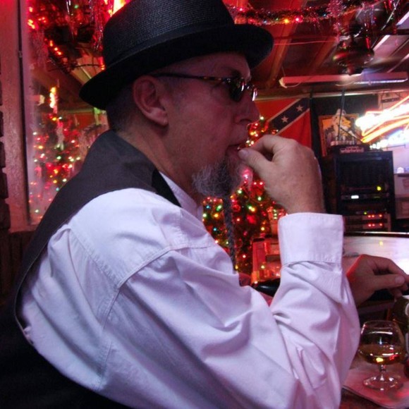 Meet your Posher, Robert - Picture 1 of 1